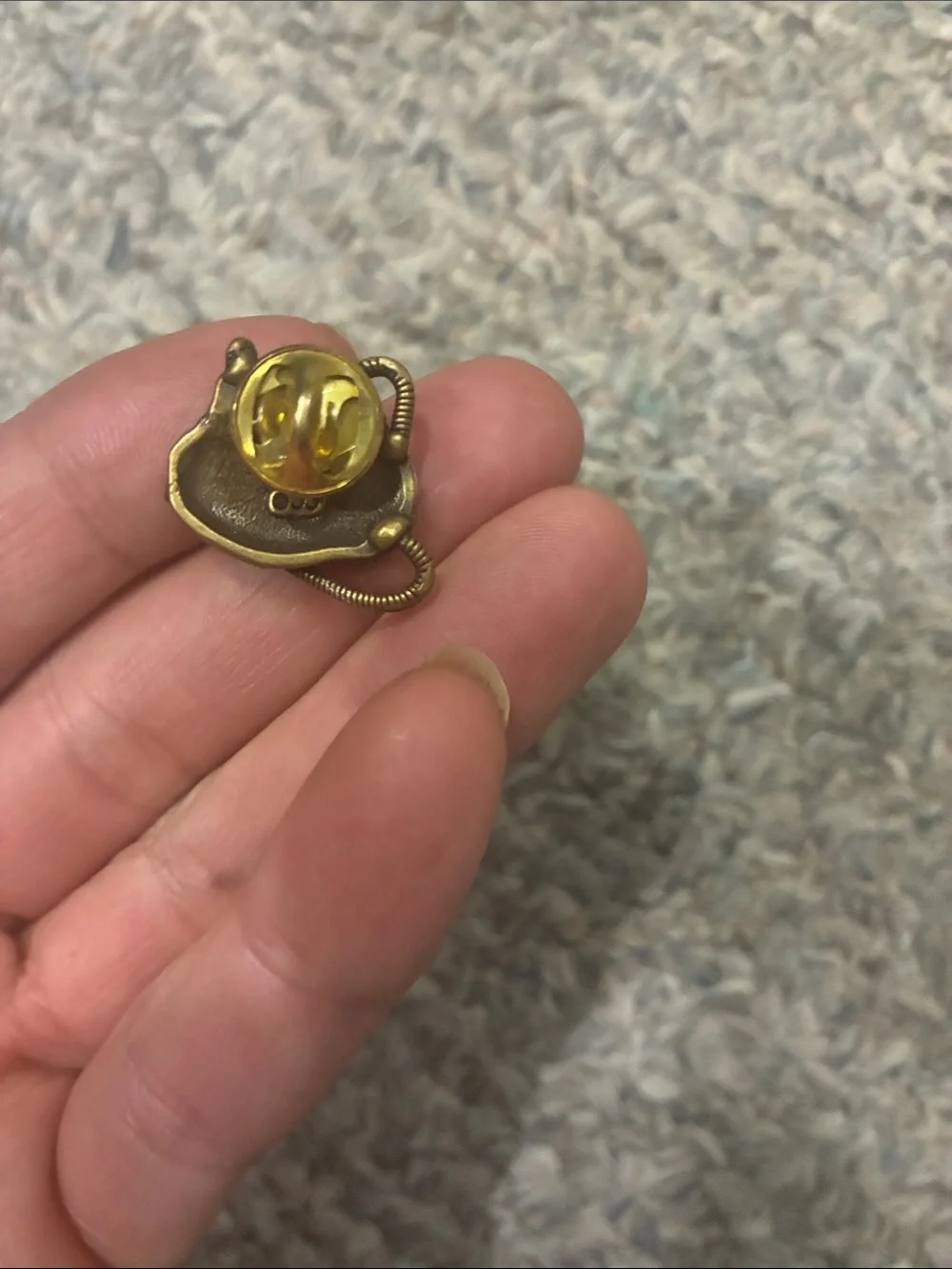 JJ Jonette bronze flower purse pin